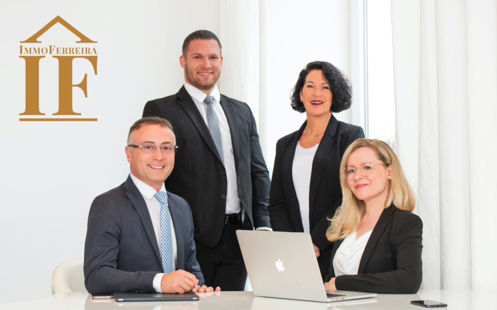 Gruppenbild klein mit Logo